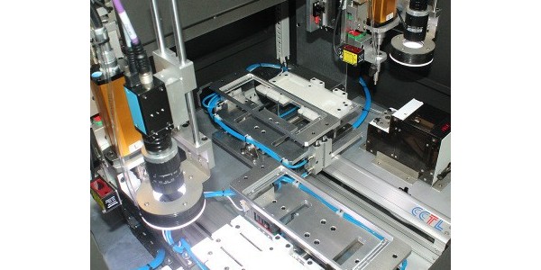 全自動(dòng)鎖螺絲機(jī)在企業(yè)應(yīng)用有哪些優(yōu)勢？-堅(jiān)豐股份